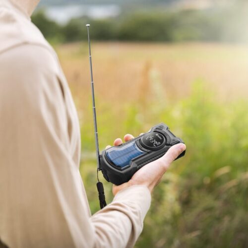 Dinamiku įkraunamas krizinis radijas svarbioms akimirkoms