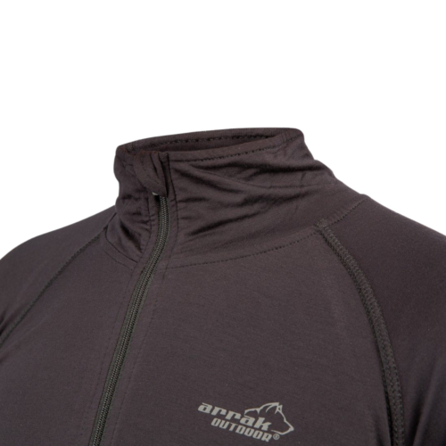 Soe pesu naistele – pluus lähivaates